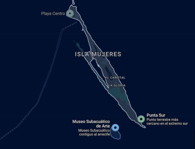 Ubicación del Arrecife Manchones en Isla Mujeres, Quintana Roo, México Mapa de ubicación del Arrecife Manchones en Isla Mujeres, Quintana Roo, México. Se muestran puntos de referencia como Playa Norte, Punta Sur y la conexión marítima con Puerto Cancún