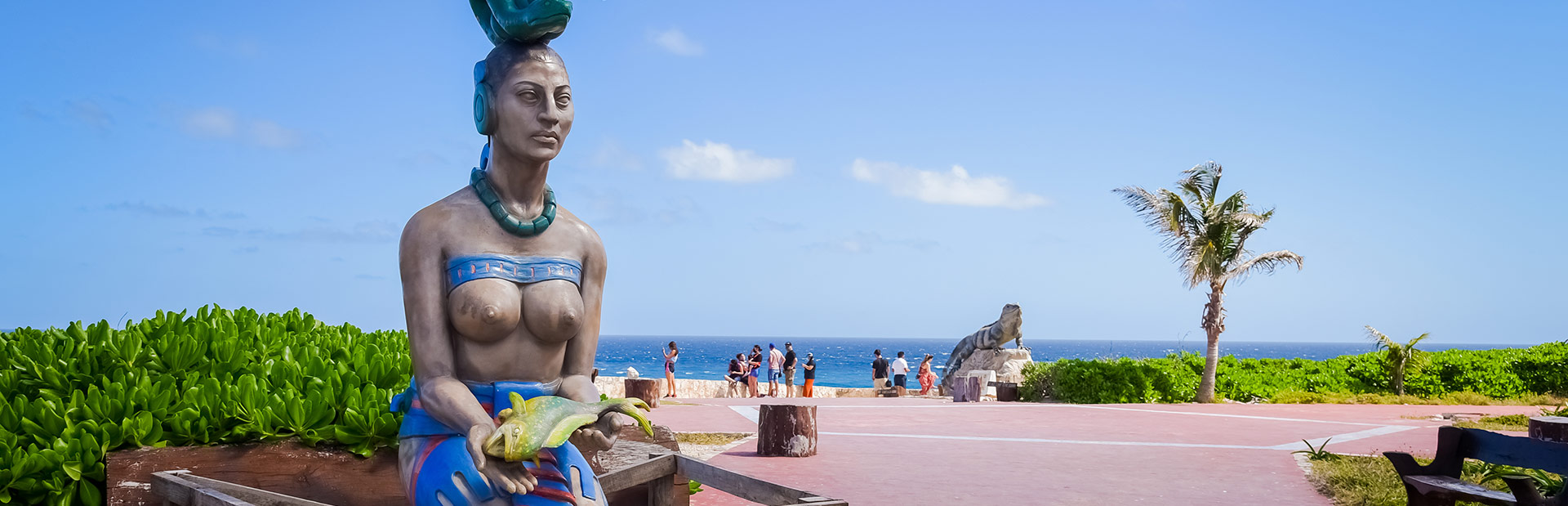 Estatua de Ixchel en Isla Mujeres